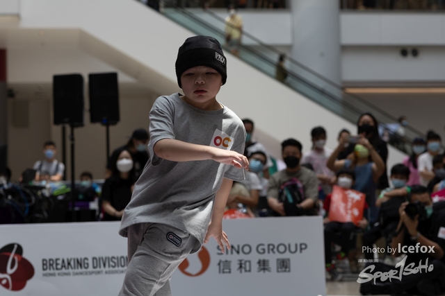 Break_Dance_R1-78