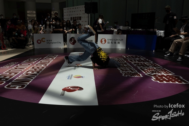Break_Dance_R1-95