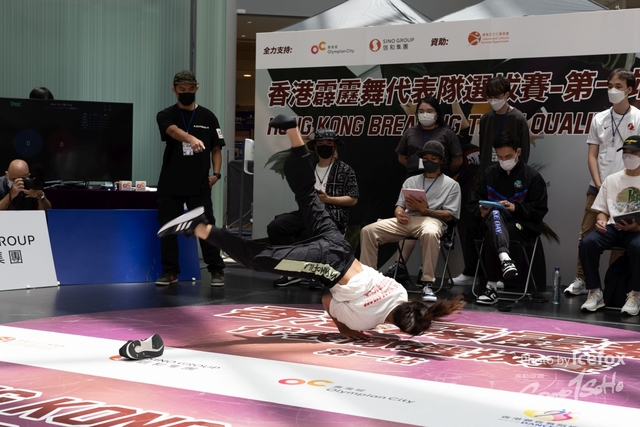 Break_Dance_R1-114