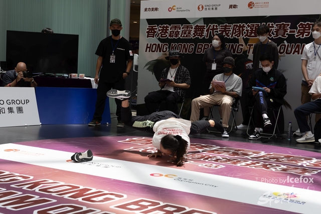 Break_Dance_R1-116