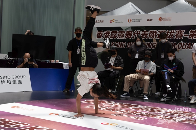 Break_Dance_R1-118