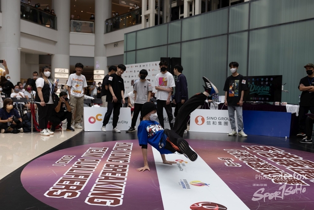 Break_Dance_R1-126