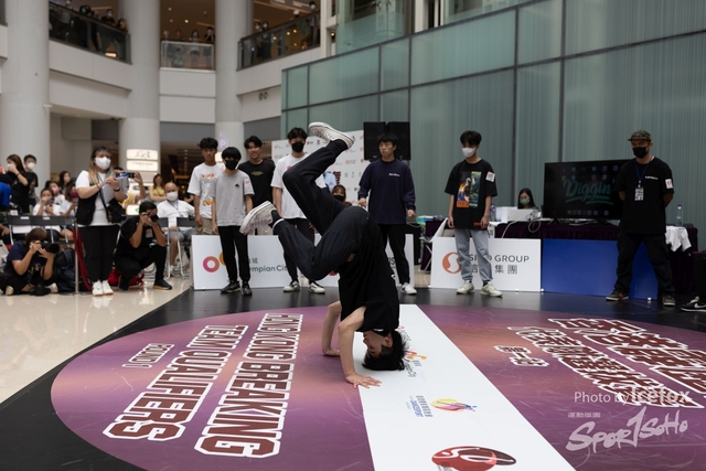 Break_Dance_R1-128