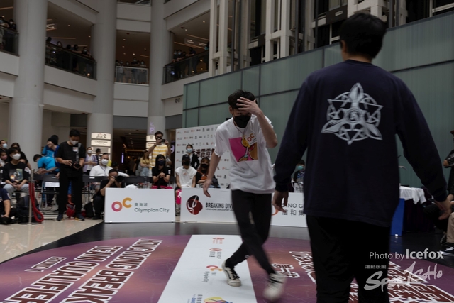 Break_Dance_R1-138