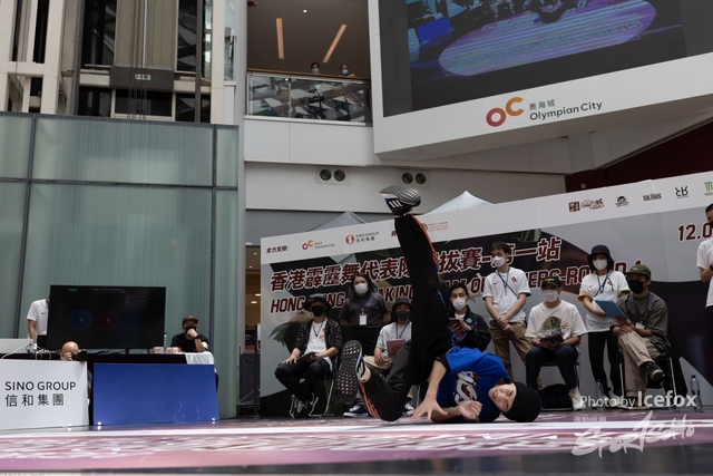 Break_Dance_R1-149