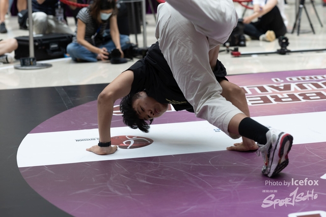 Break_Dance_R1-167