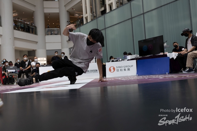 Break_Dance_R1-172