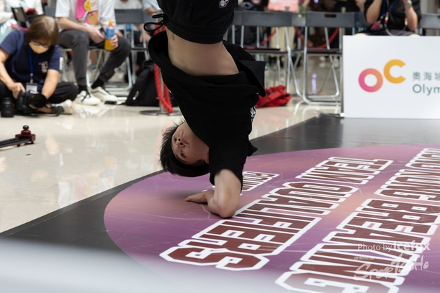 Break_Dance_R1-182