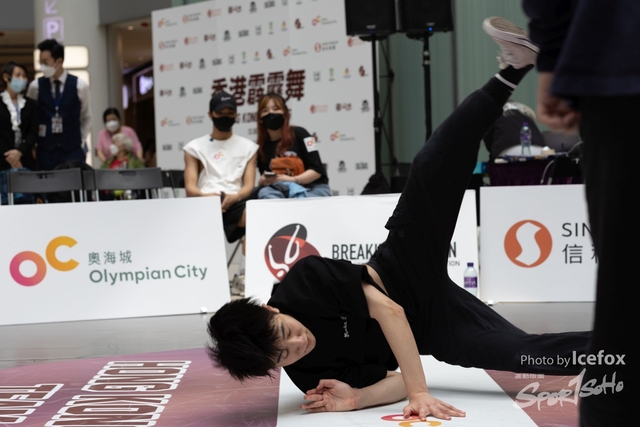 Break_Dance_R1-186