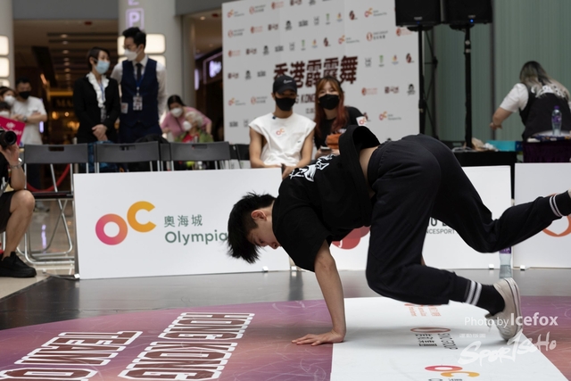 Break_Dance_R1-189