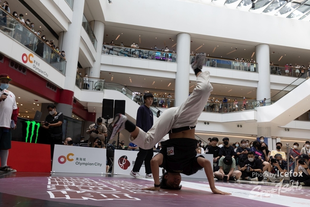 Break_Dance_R1-200