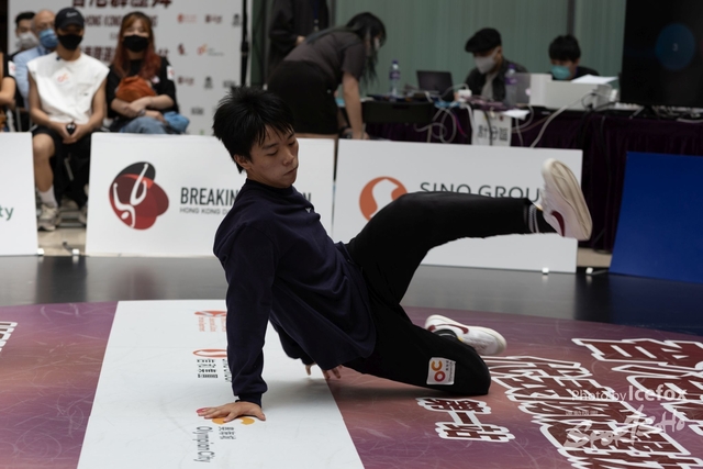 Break_Dance_R1-211