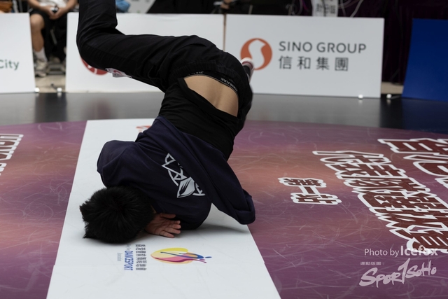 Break_Dance_R1-217