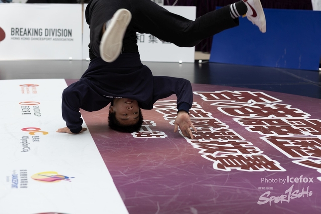 Break_Dance_R1-221