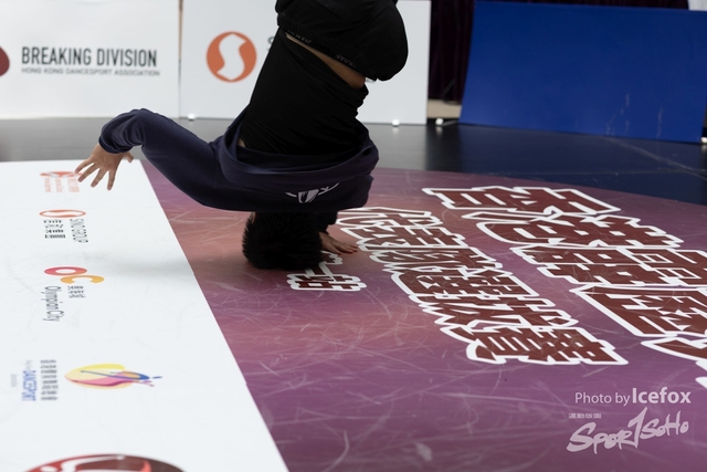 Break_Dance_R1-225