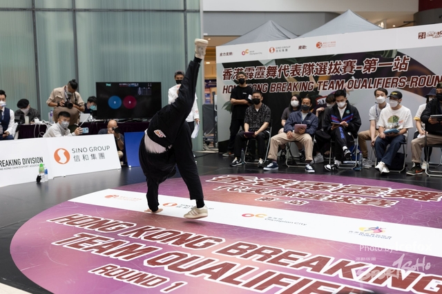 Break_Dance_R1-249