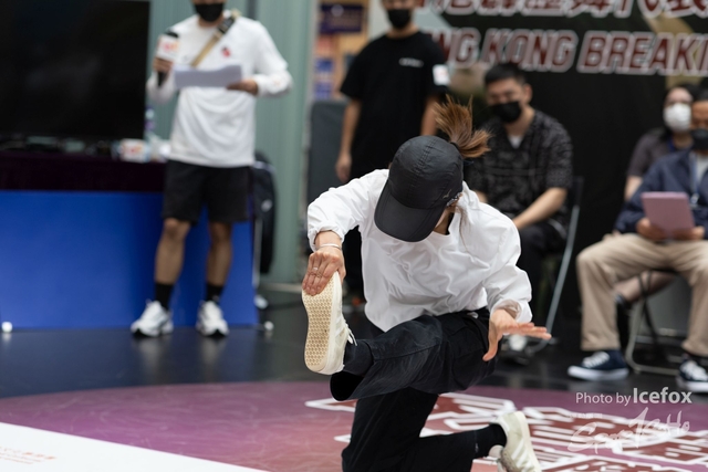 Break_Dance_R1-253