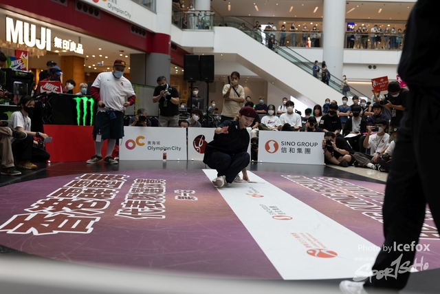 Break_Dance_R1-272