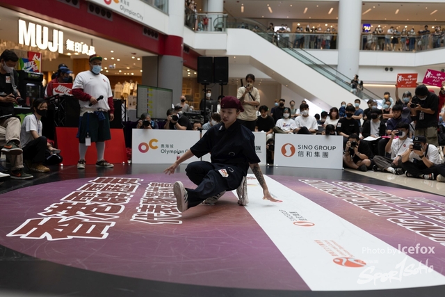 Break_Dance_R1-276