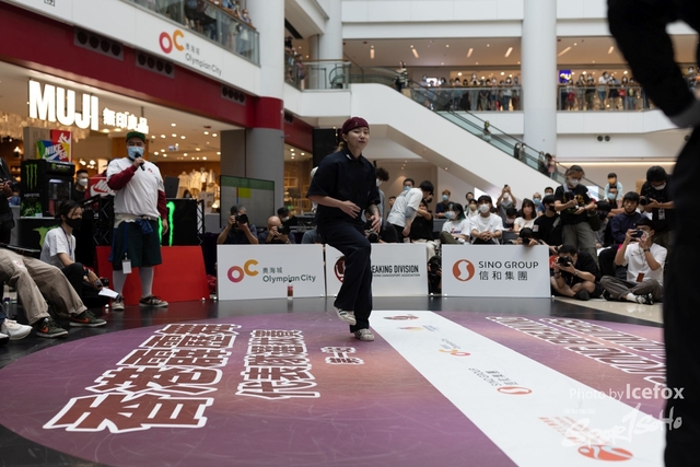 Break_Dance_R1-277