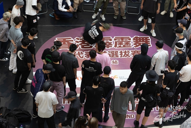 Break_Dance_R1-282