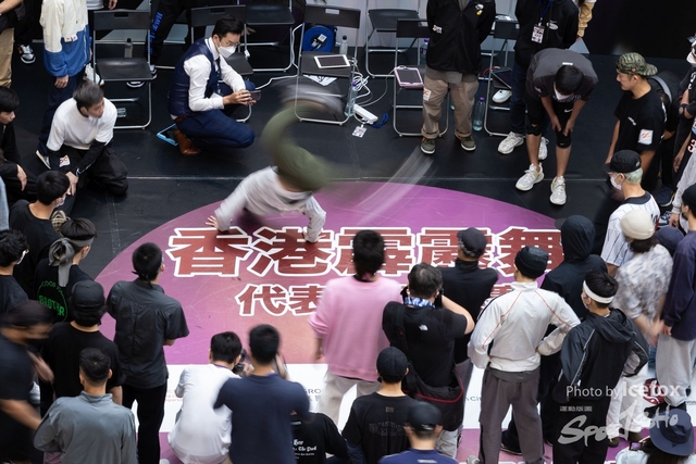 Break_Dance_R1-284