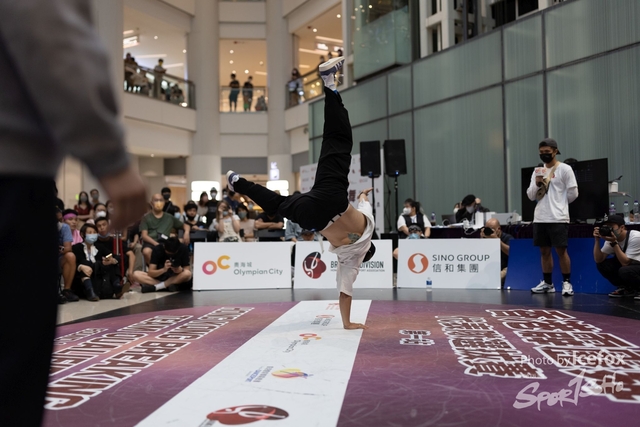 Break_Dance_R1-314