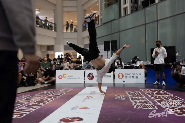 Break_Dance_R1-315