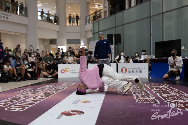 Break_Dance_R1-324