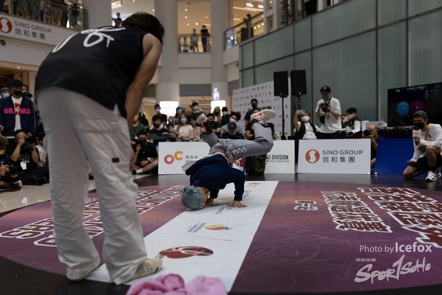 Break_Dance_R1-325
