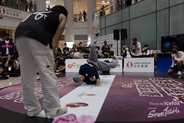 Break_Dance_R1-328