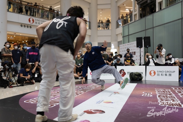 Break_Dance_R1-332