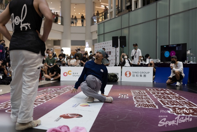 Break_Dance_R1-335