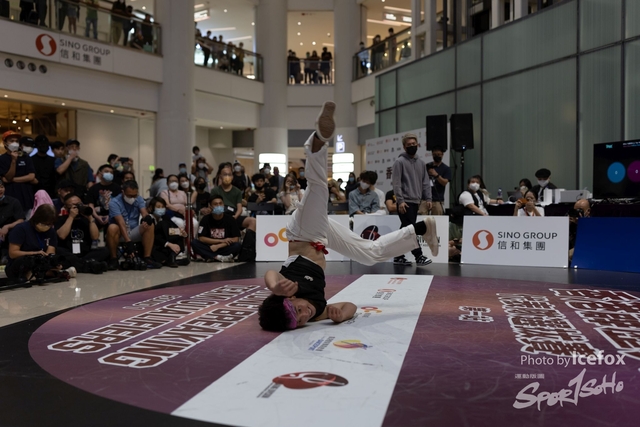 Break_Dance_R1-349