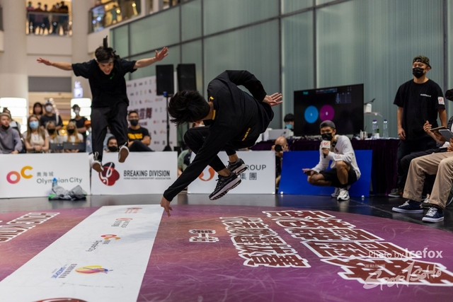 Break_Dance_R1-366