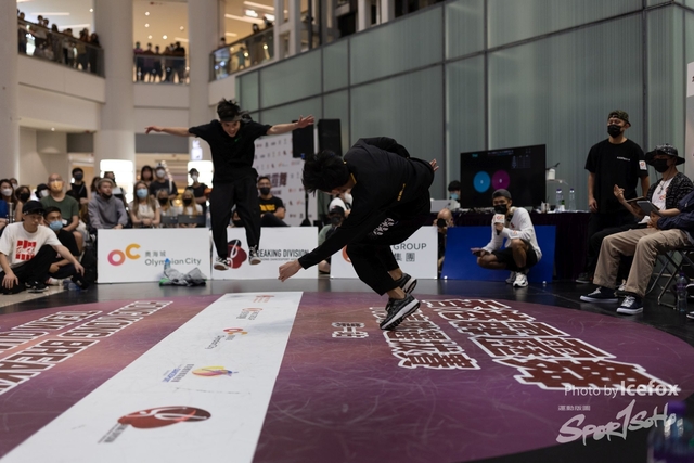 Break_Dance_R1-367