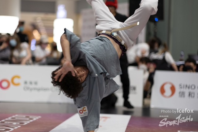 Break_Dance_R1-388