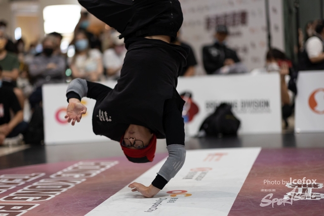 Break_Dance_R1-396
