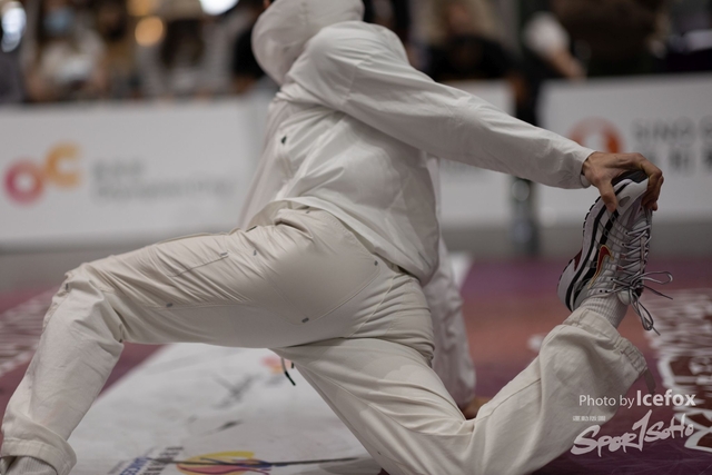 Break_Dance_R1-474