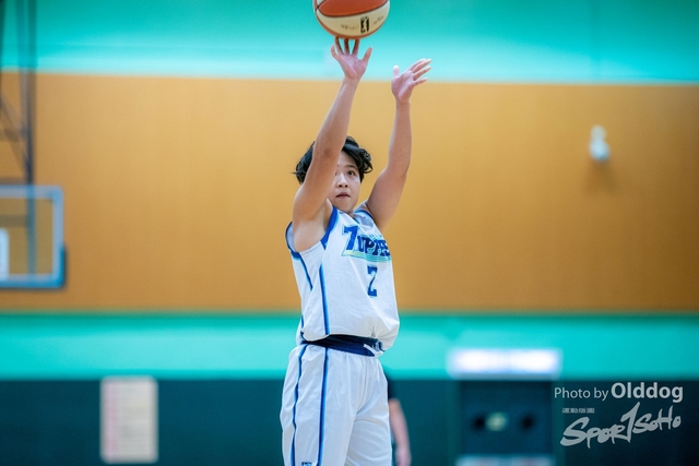 221012Basketball-13