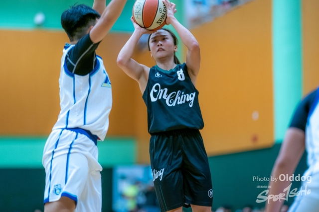 221012Basketball-31