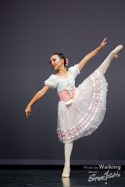 2022-10-04 Solo Dance-0812