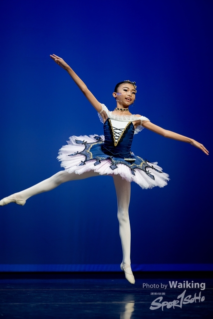 2022-10-04 Solo Dance-1021