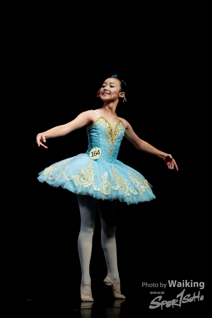 2022-10-04 Solo Dance-1189