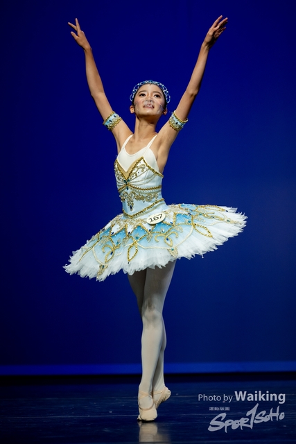 2022-10-04 Solo Dance-1227
