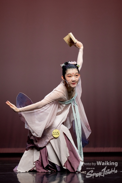 2022-10-04 Solo Dance-0358