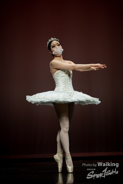 2022-10-04 Solo Dance-1739