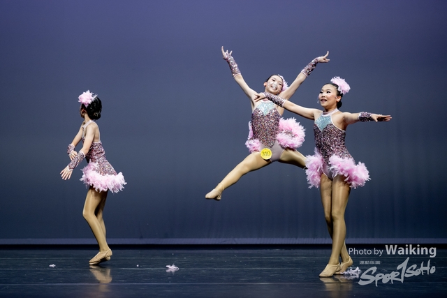2022-10-04 Solo Dance-0551