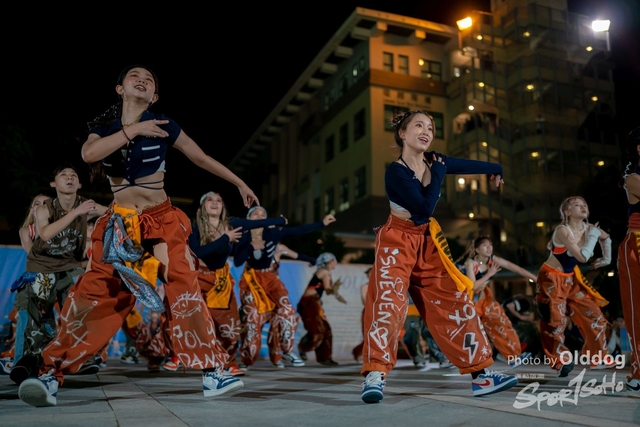 MassDance738