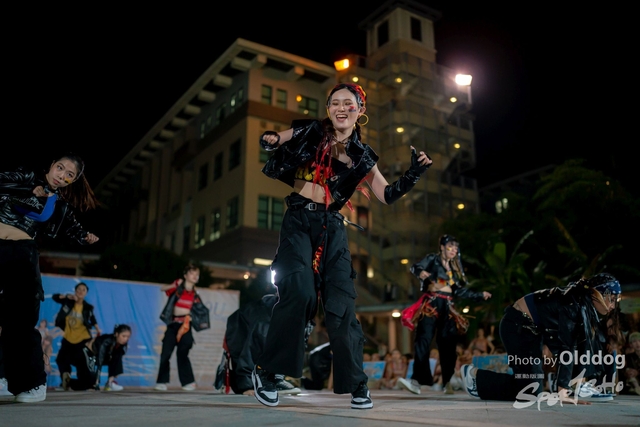 MassDance782